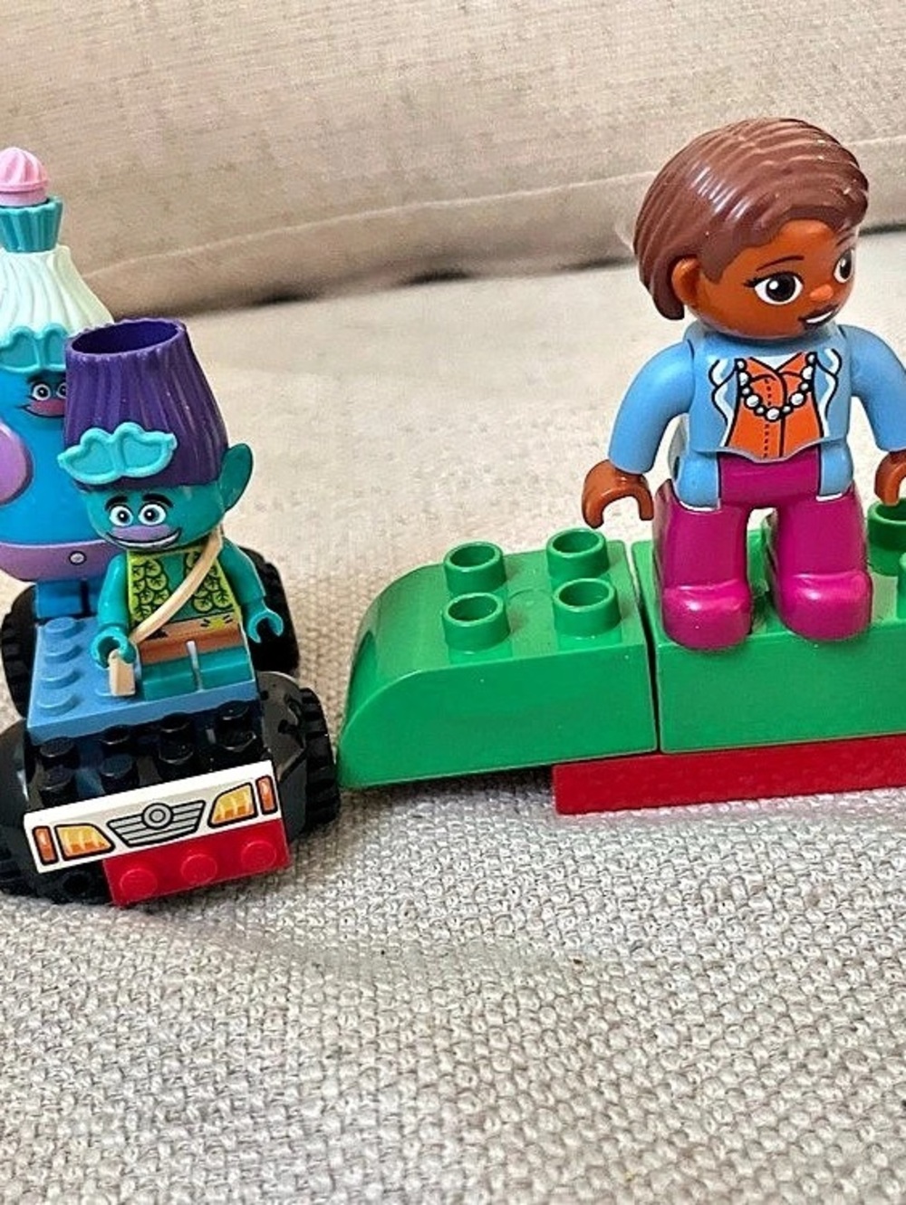 LEGO Figures, Vehicle & Building Blocks Set